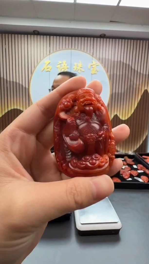 未镶嵌雕刻南红玛瑙195ZB1111产品一个
