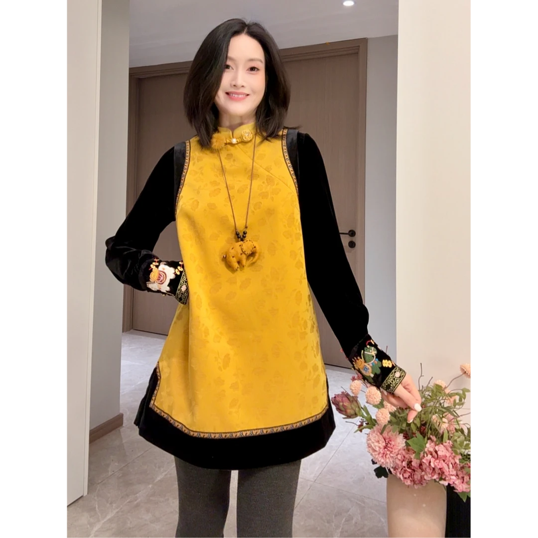 【梅花三弄】新年服新中式提花马甲中长款复古盘扣经典国风