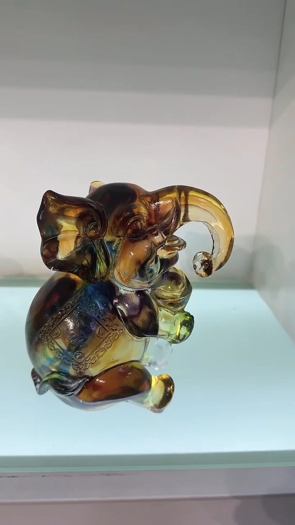 手工艺品琉璃大象