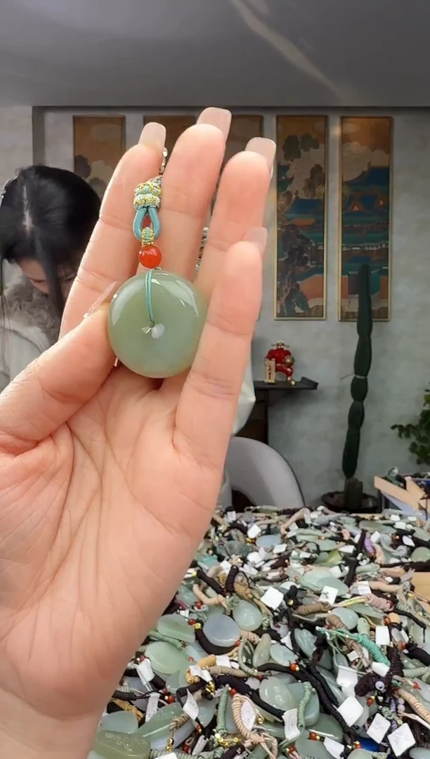 颈饰未镶嵌和田玉拍一发一多样性发货