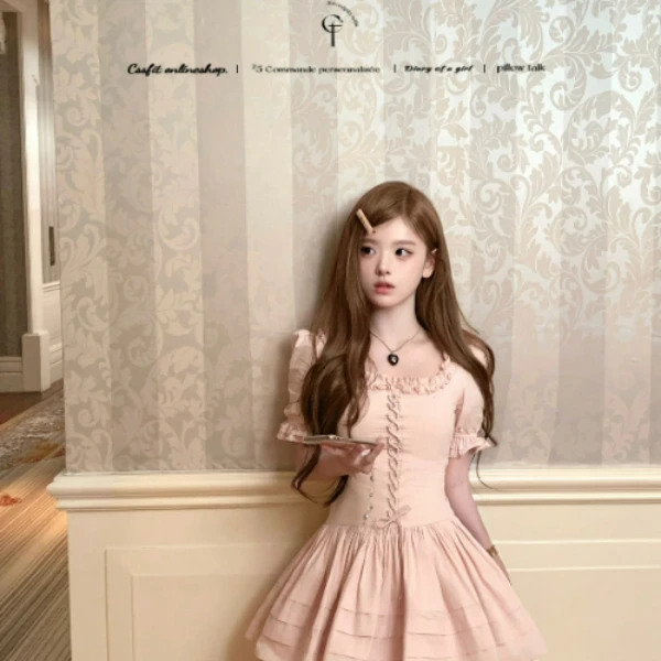 【十七行诗】设计感辣妹气质穿绳系带木耳边蕾丝短袖/无袖粉连衣裙