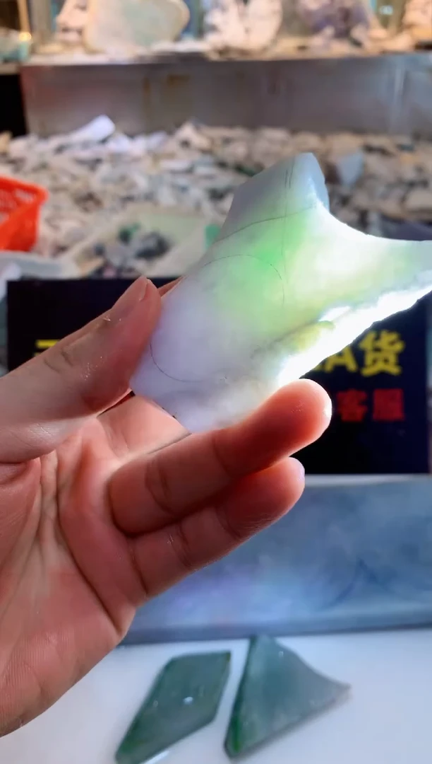 翡翠散珠0朗0翡翠珠宝771