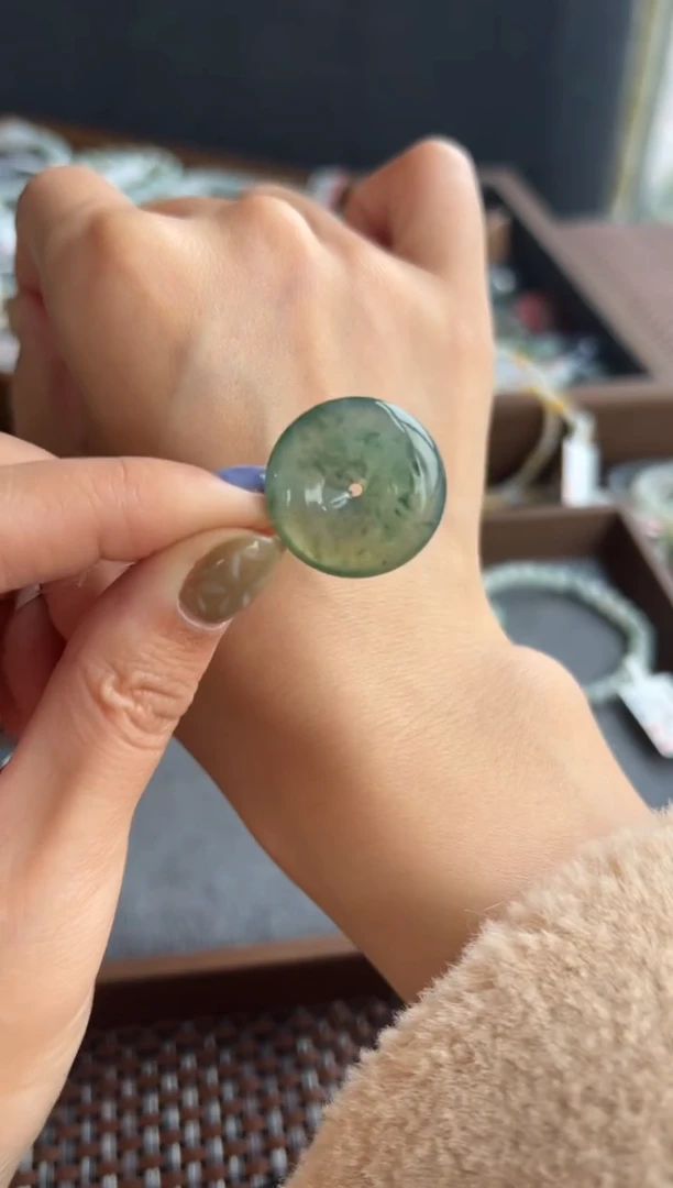 【闪购商品】翡翠吊坠(不含链)未镶嵌703号