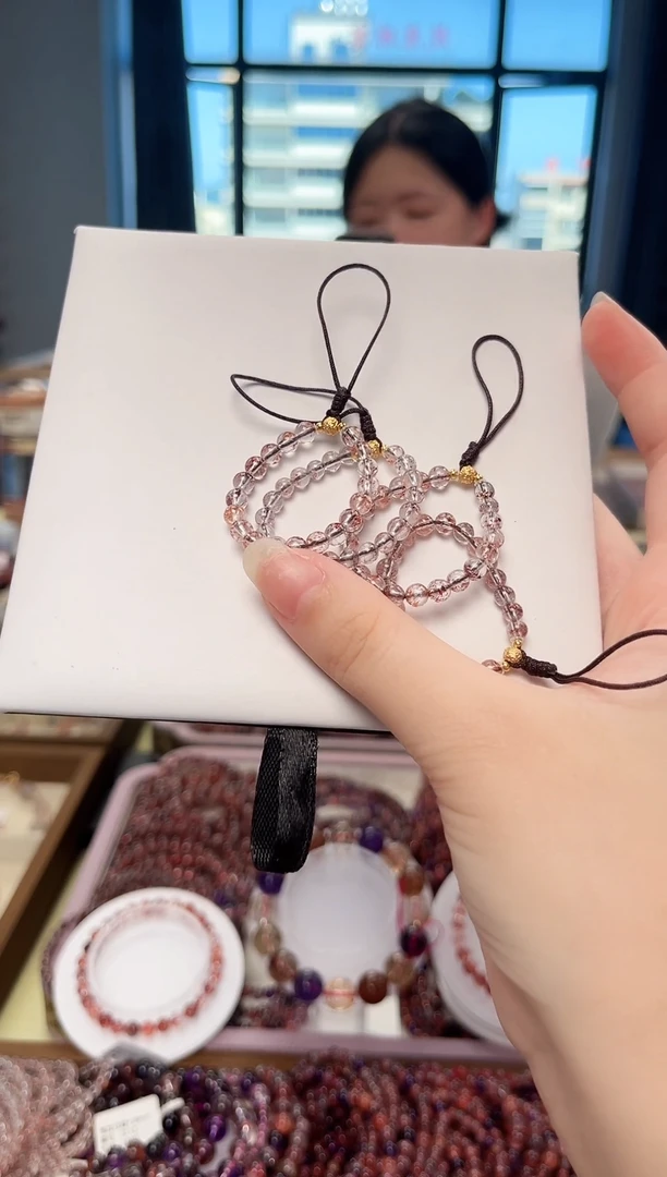 未镶嵌手链水晶金草莓手机链4mm（多样式发货）