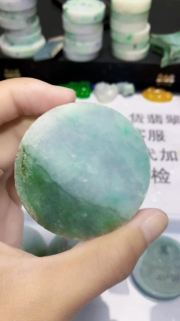 翡翠裸石缅甸天然翡翠A货Y674