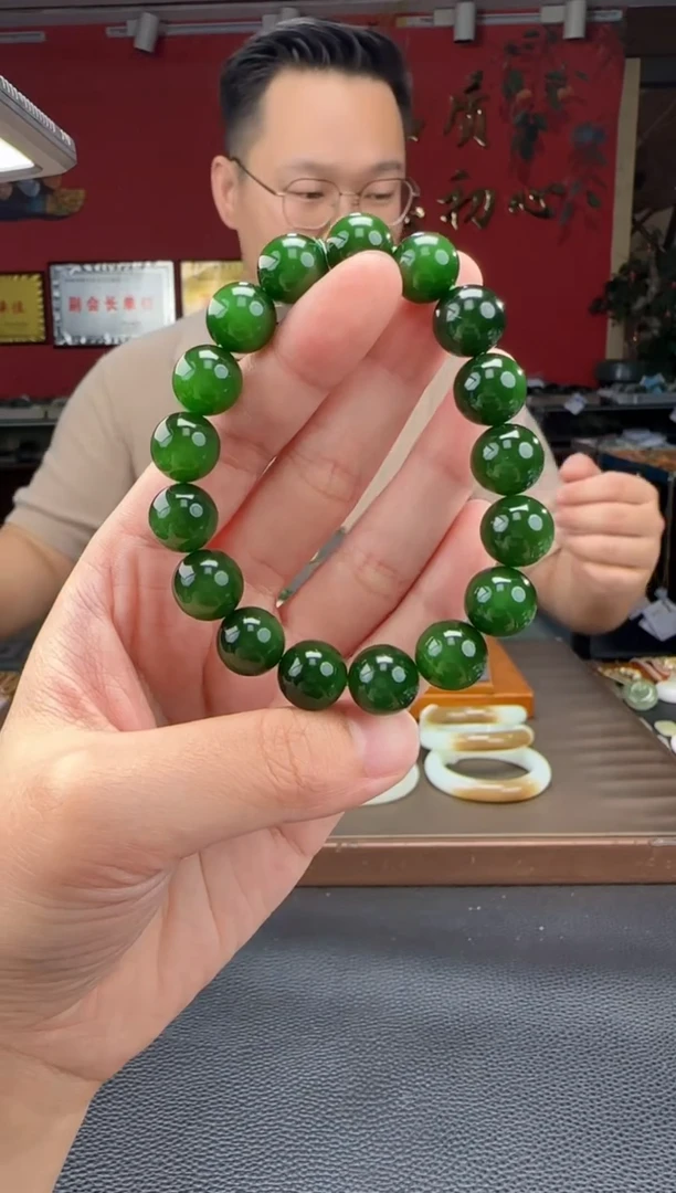 手串未镶嵌和田玉碧玉菠菜绿单圈手串