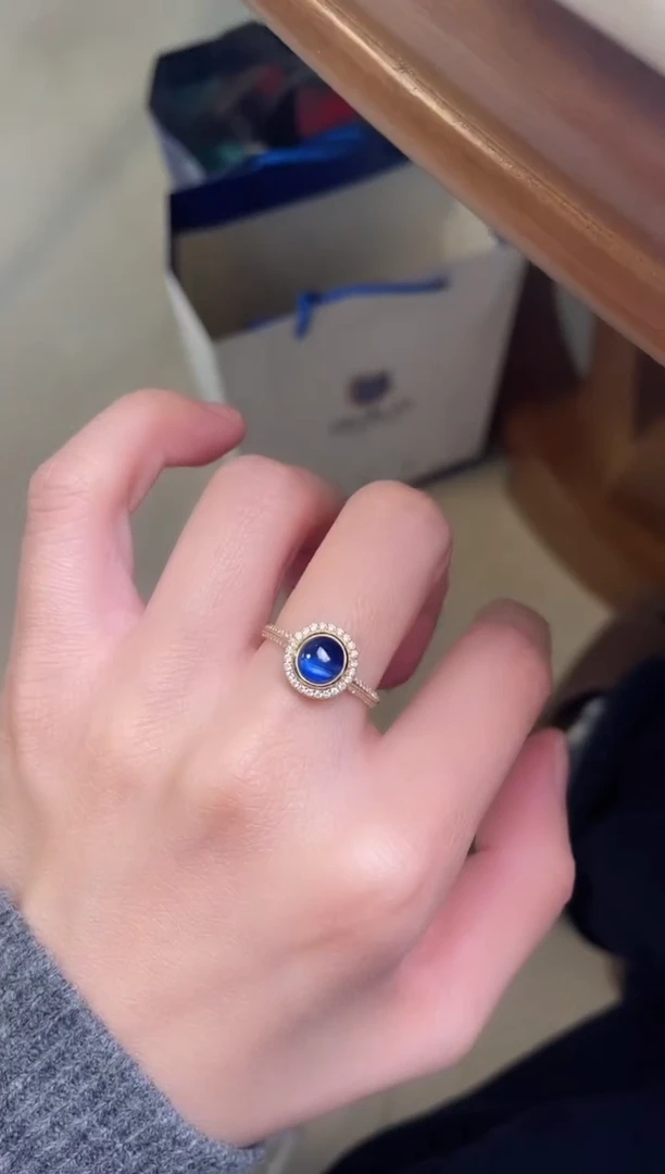 【闪购商品】蓝宝石戒指18K金镶嵌主石：1.46ct