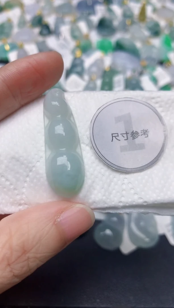 颈饰未镶嵌翡翠天然缅甸A货翡翠