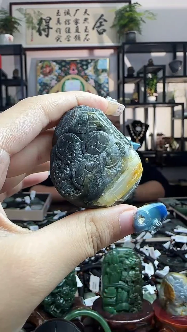 颈饰未镶嵌和田玉1