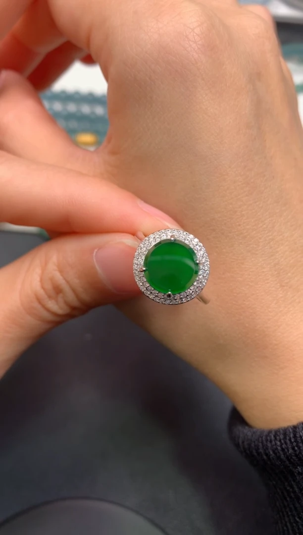 【闪购商品】翡翠颈饰银S925镶嵌戒指