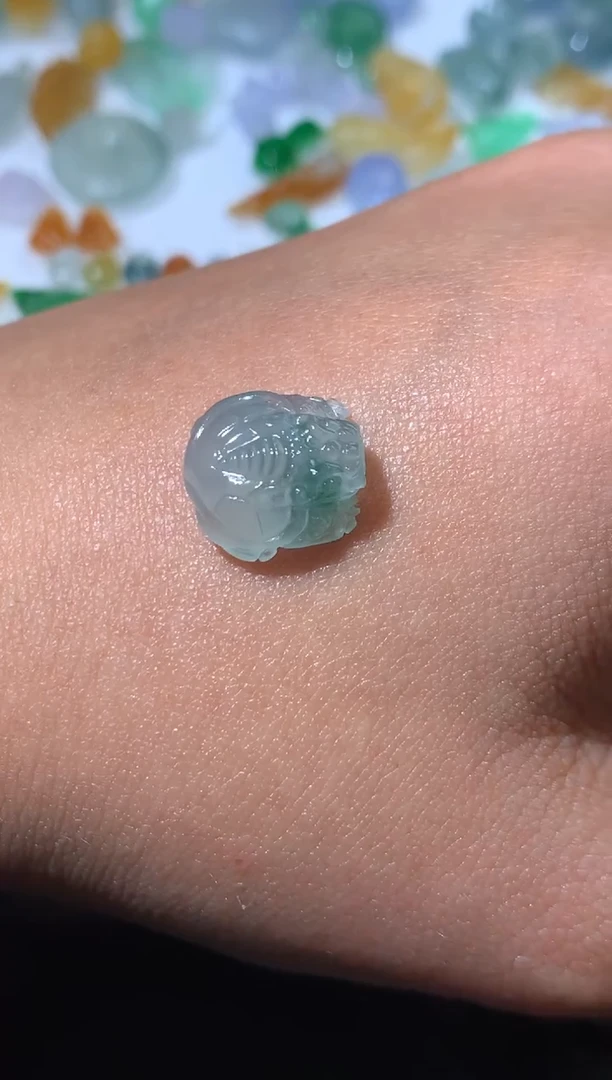 未镶嵌定制翡翠毛货 12.8-12.2-7