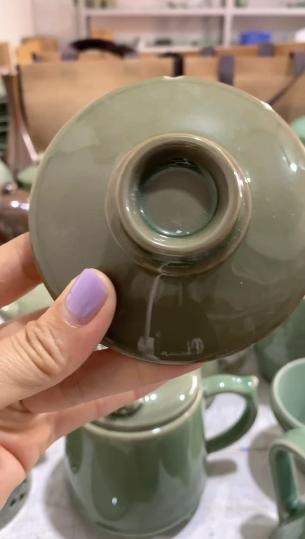 瓷片黑泥素面盖子 微瑕处理 一个