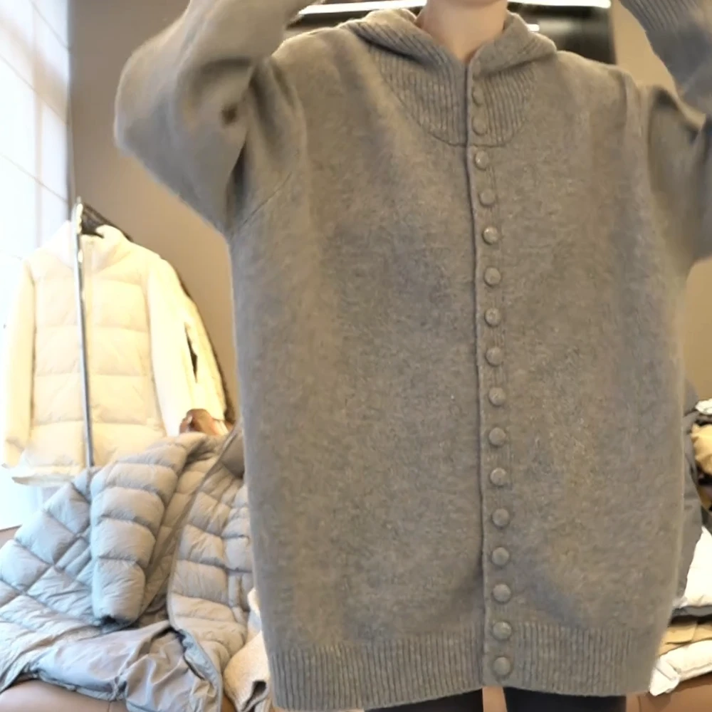 T秋冬新款灰色连帽毛衣慵懒风洋气针织外套中长款宽松韩版百搭