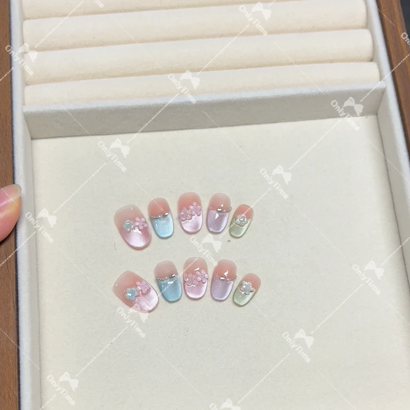 【彩虹】彩色指尖猫眼穿戴甲立体小花甲片新款设计美甲