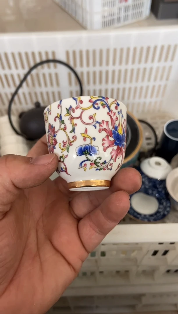 无运费险有瑕疵的摄影的产品有使用过的痕迹有点脏介意勿拍