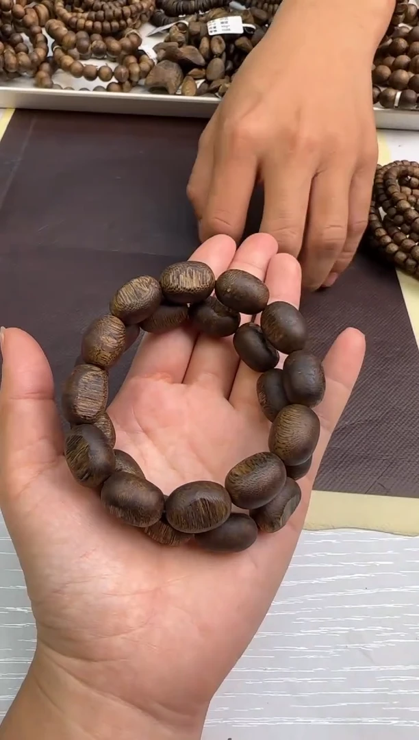 【闪购商品】沉香手串99沉海南红骨凹身留疤单圈多样性发1