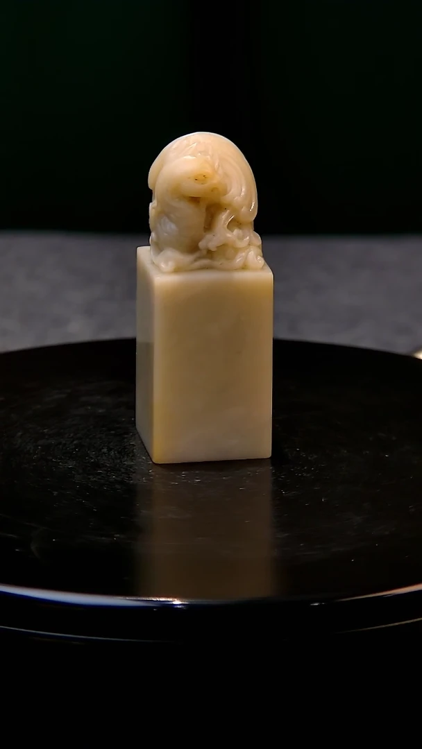 【闪购商品】青田石封门青凤钮