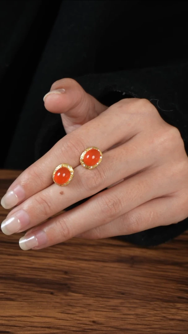 银S925镀金镶嵌南红玛瑙耳钉冰红耳钉