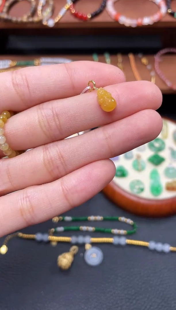 【闪购商品】翡翠吊坠(不含链)18K金镶嵌一个  JK631