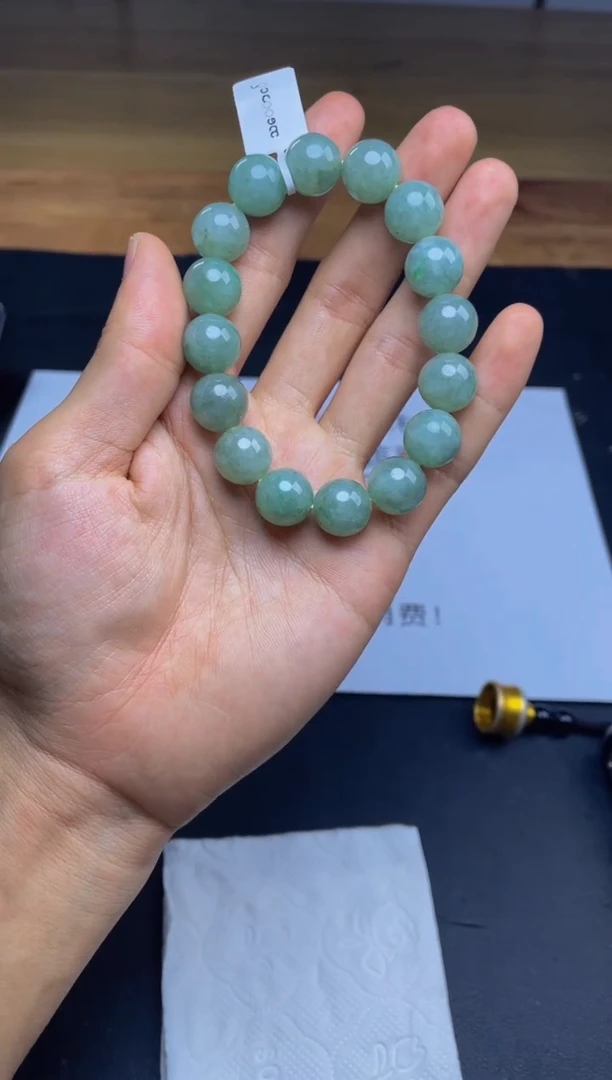 未镶嵌定制翡翠珠串