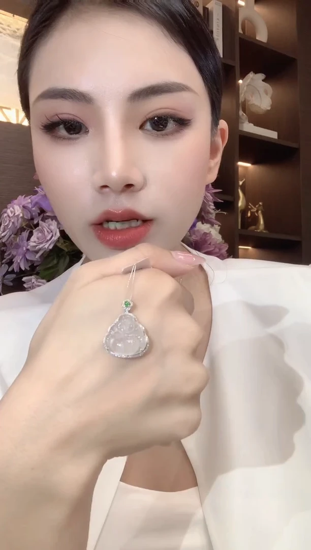 吊坠(不含链)18K金镶嵌翡翠A41