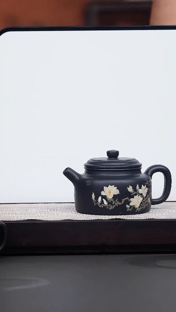 茶壶紫砂黑泥泥绘德钟