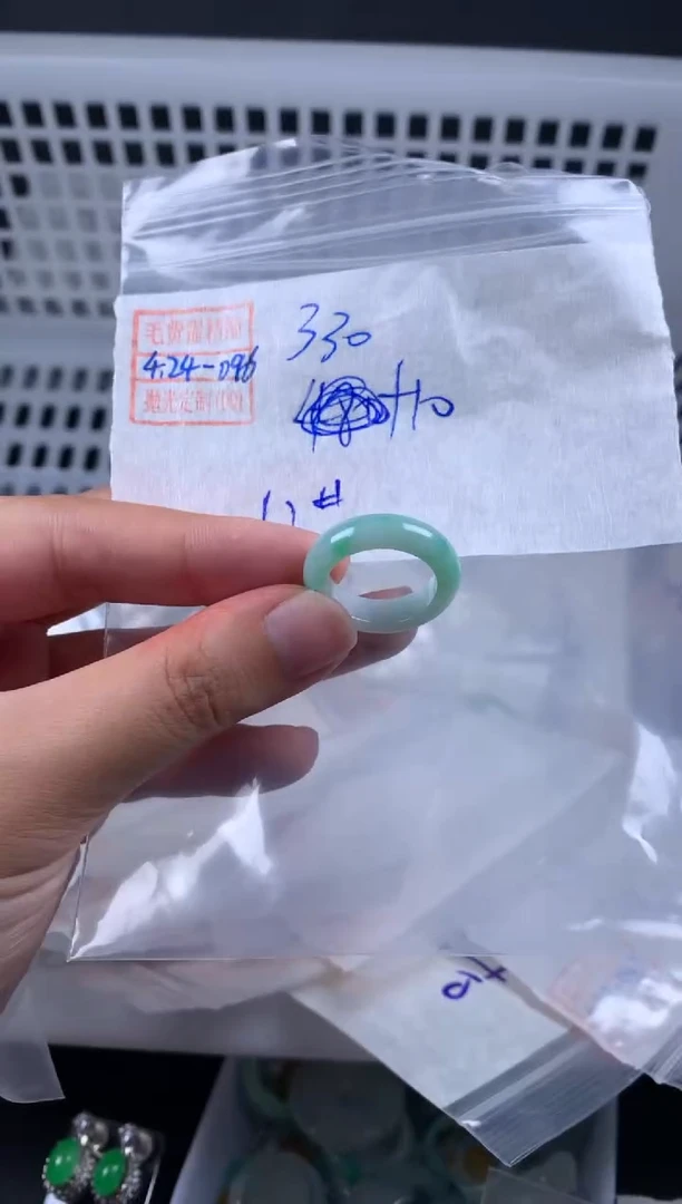 定制翡翠未镶嵌翡翠340元12#毛货需精细抛光096