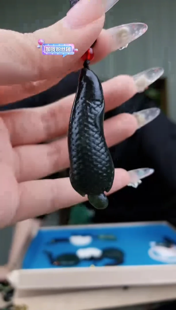 【闪购商品】和田玉挂件未镶嵌拍一发一，多样性发货！