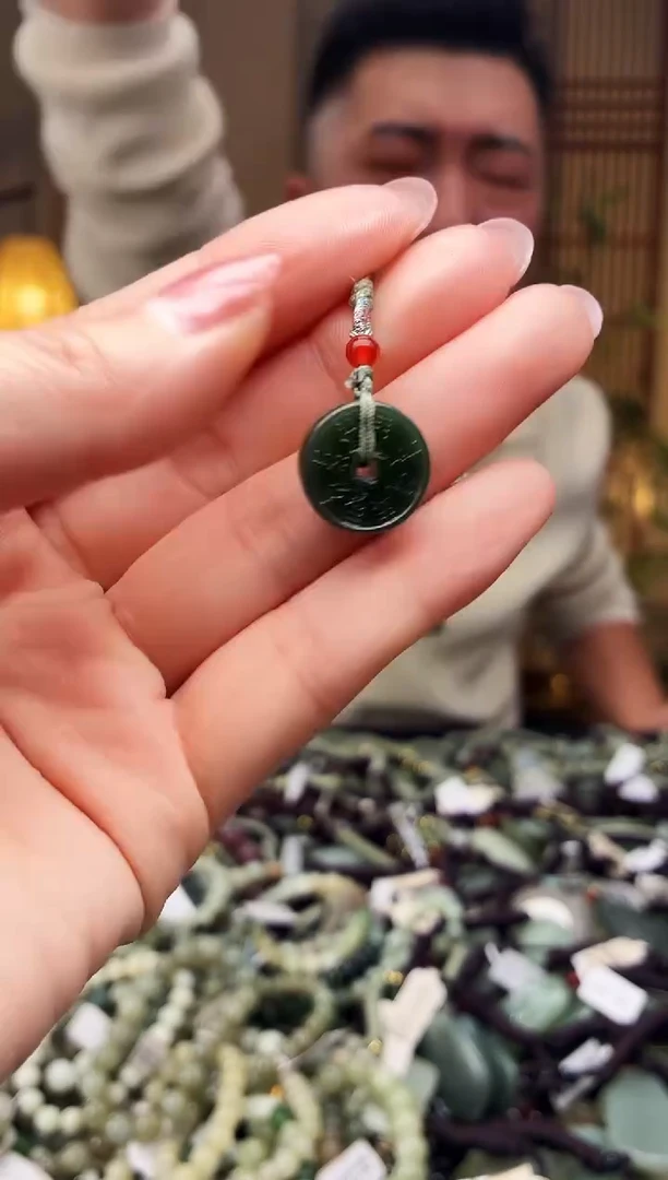 颈饰未镶嵌和田玉多样性发货，拍一发一