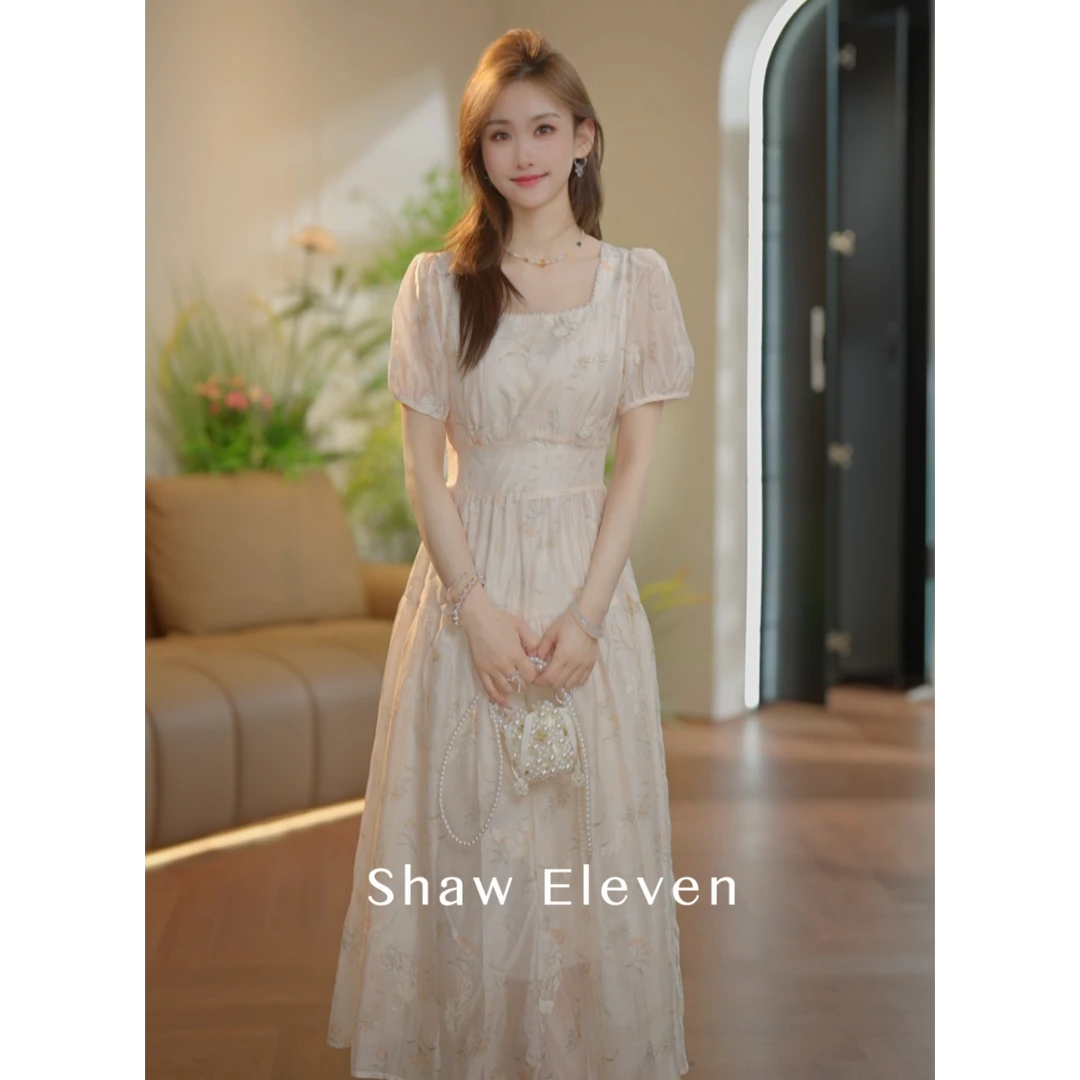 花开朵朵【Shaw Eleven】2025法式V领褶皱设计收腰短袖连衣裙2617