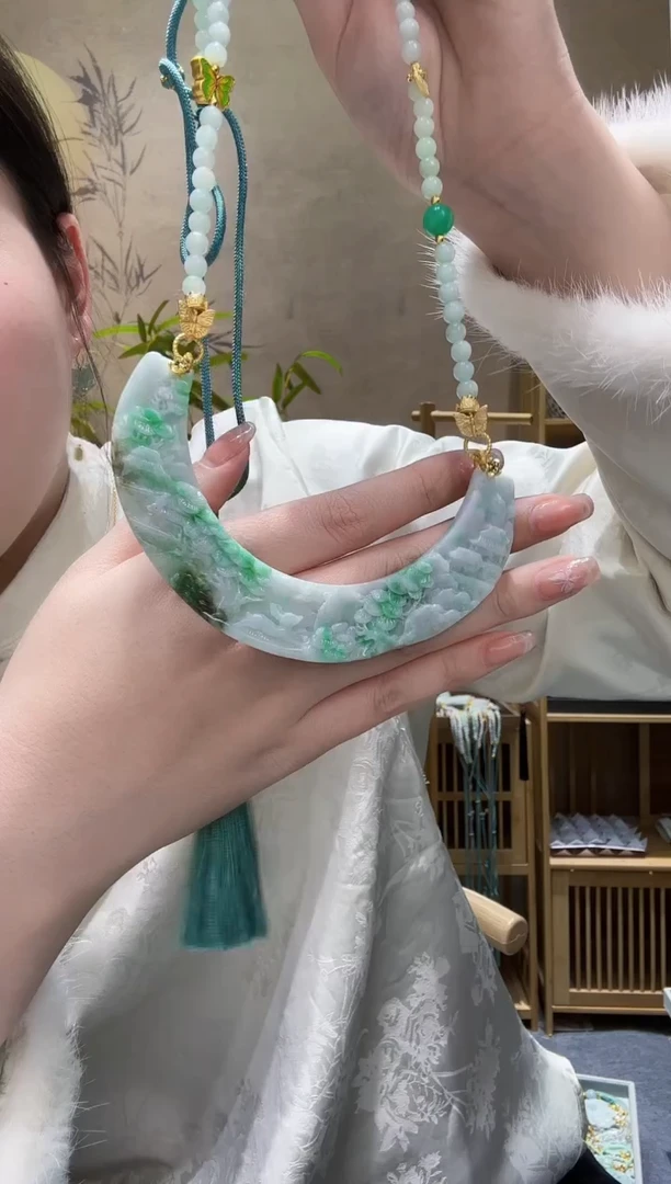 【闪购商品】翡翠颈饰未镶嵌吊坠