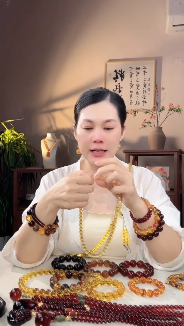 裸石琥珀未镶嵌8+蓝珀妈妈链