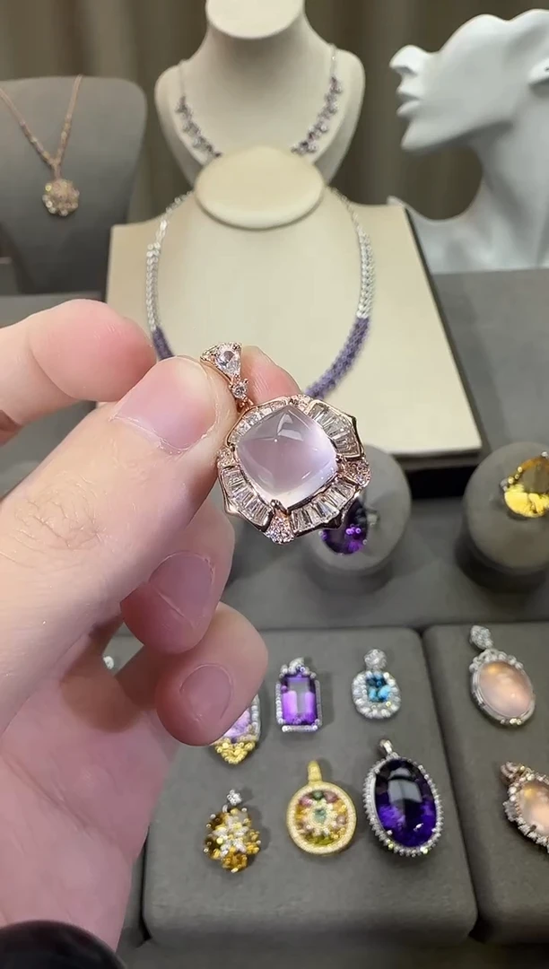颈饰银S925镶嵌芙蓉石11mm吊坠糖塔星光粉水晶