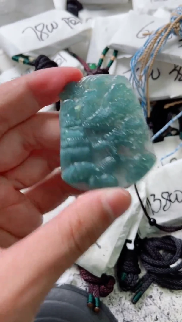 颈饰未镶嵌翡翠8
