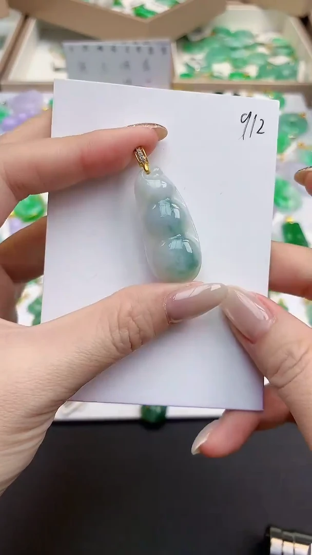 颈饰未镶嵌翡翠天然缅甸A货翡翠