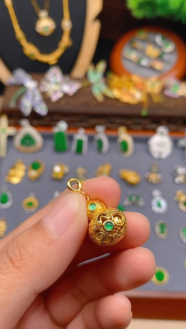 【闪购商品】翡翠吊坠(不含链)银S925镶嵌花丝葫芦