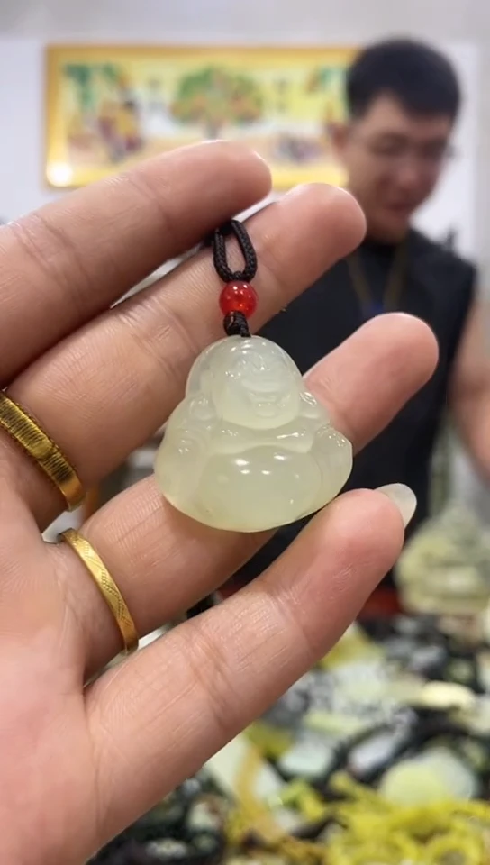 岫玉未镶嵌挂件