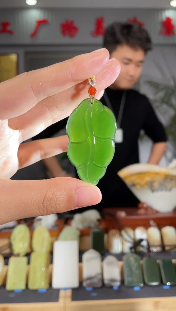 【闪购商品】和田玉颈饰未镶嵌拍一发一 多样性发货