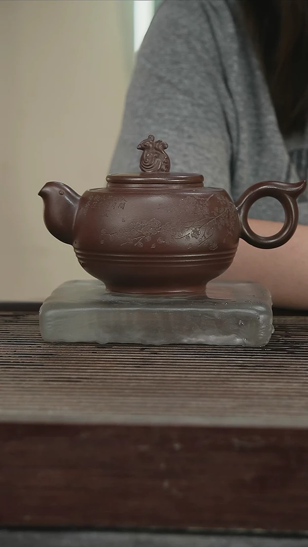 茶壶紫砂42号520CC