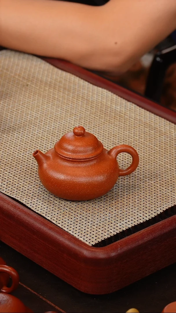 茶壶紫砂张**度红降坡容天160cc