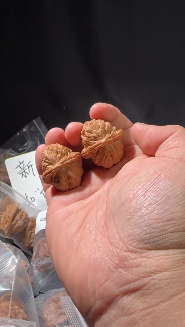 把件文玩核桃拱桥白狮子