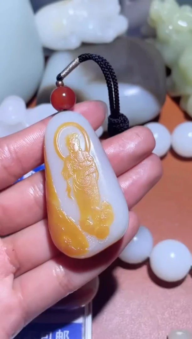 未镶嵌和田玉（糖玉）珠宝奇石夜***思和田玉