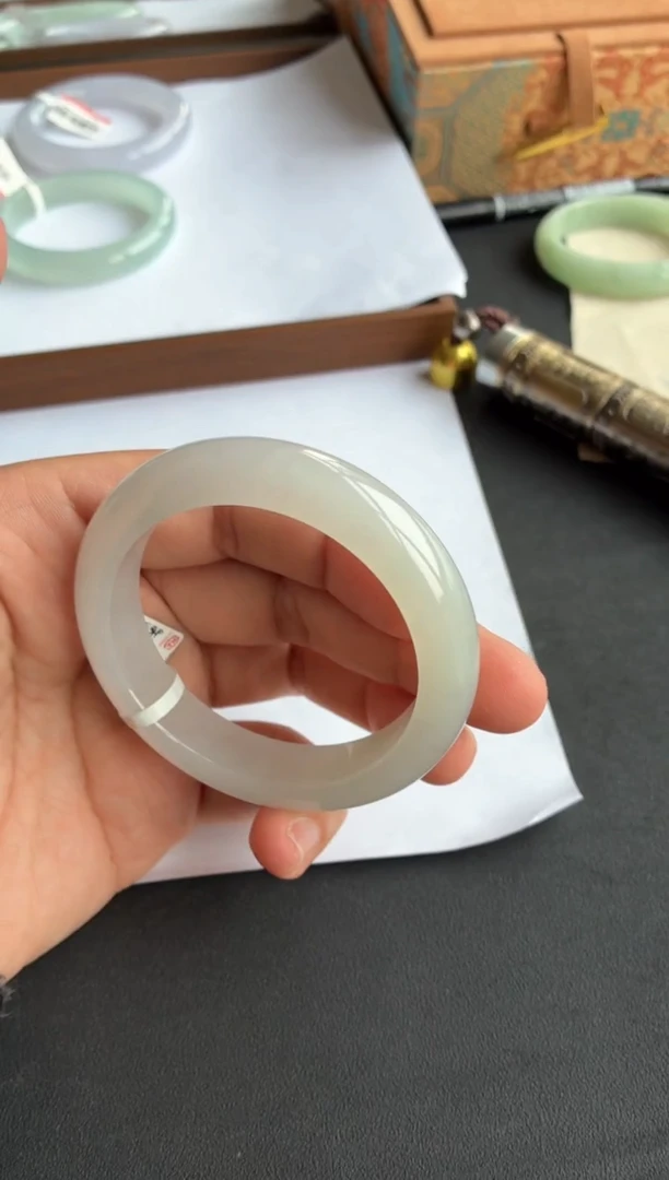 未镶嵌手镯翡翠19号54*13*9.1正圈