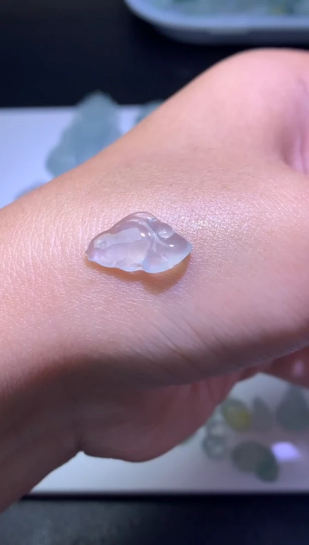 未镶嵌定制翡翠毛货 16.7-10.7-3.5