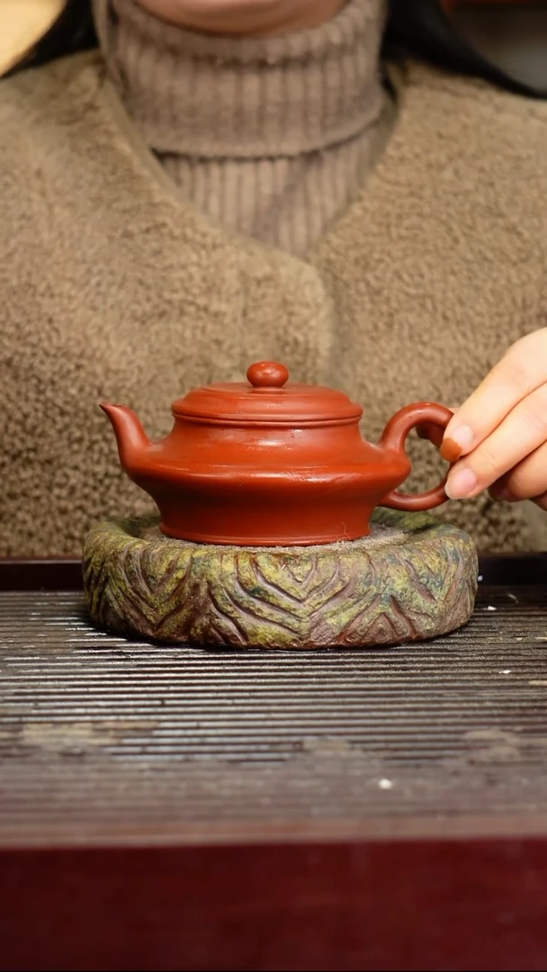 宜兴原矿紫砂壶茶壶宜兴原矿紫砂壶茶壶180C