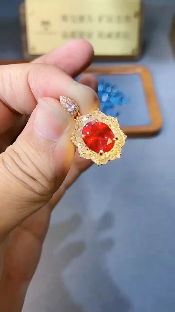 【闪购商品】红宝石颈饰银S925镶嵌15