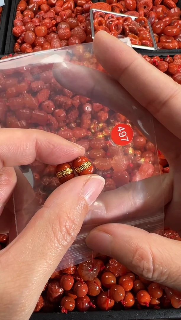 【闪购商品】南红玛瑙颈饰未镶嵌1