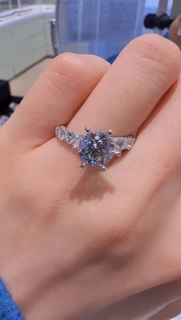 【闪购商品】实验室培育钻石18K金镶嵌1.59白月光12#