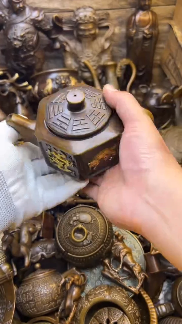 精美铜器，点击下单