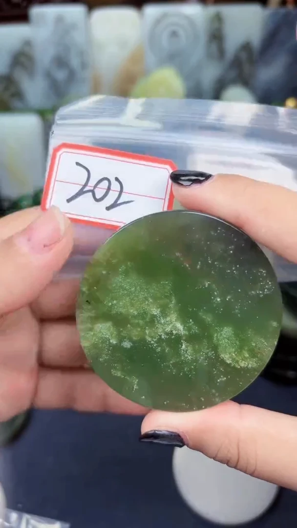 颈饰未镶嵌和田玉Y****晨和田玉